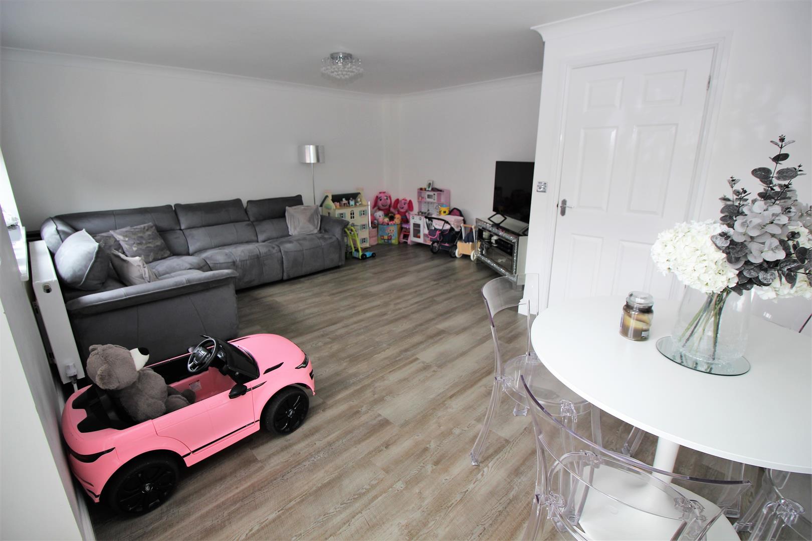 Riley Road, Tilehurst, Reading